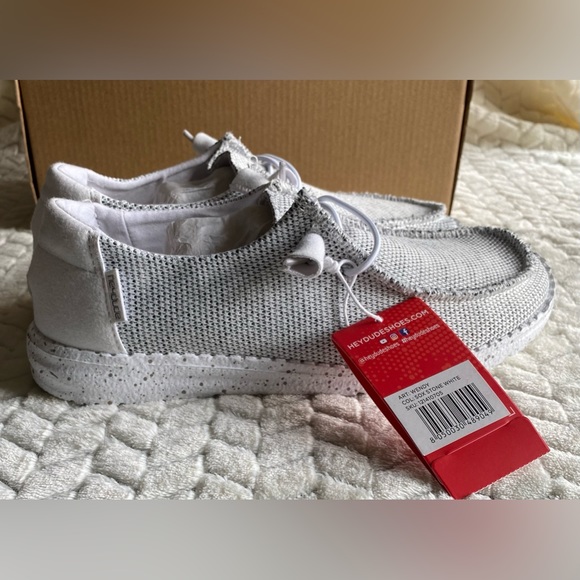 NWT in box HEY DUDE Wendy Sox Stone White size 7 - Picture 12 of 15